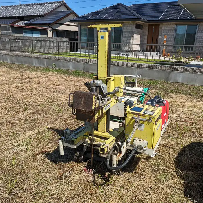 地盤調査をする機械